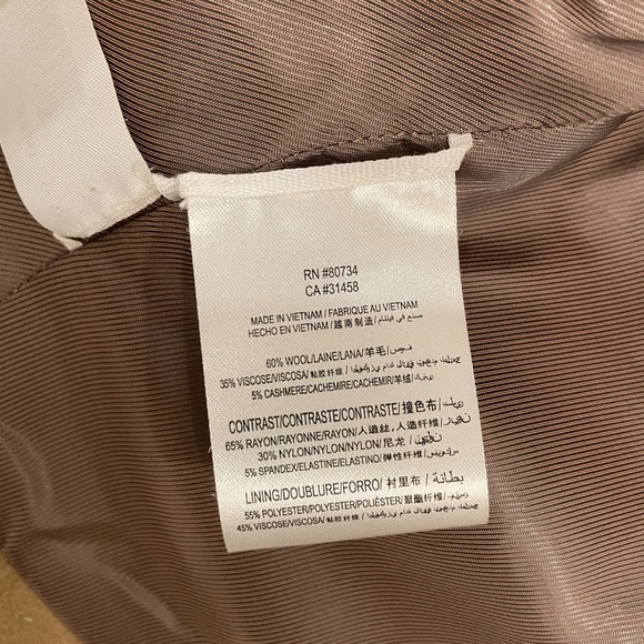 Camel wool coat. - Picture 5 of 6